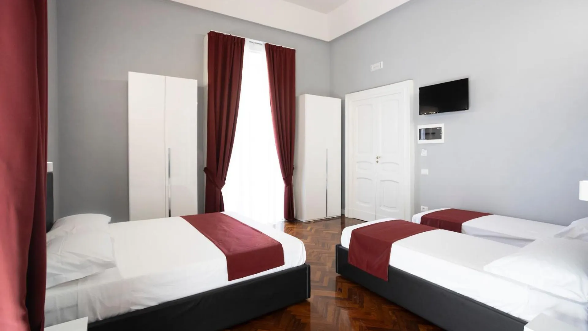 La Chambre Duomo Naples 0*,