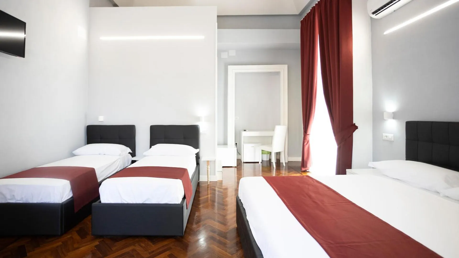 Couette-café La Chambre Duomo Naples Italie